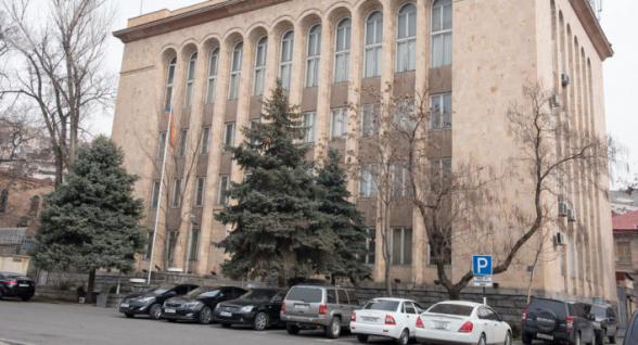 КС Армении отказал НС в рассмотрении обращения о прекращении полномочий Грайра Товмасяна